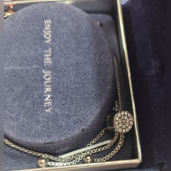 Brilliance two-tone rose/clear ns bracelet - Picture 3 of 7